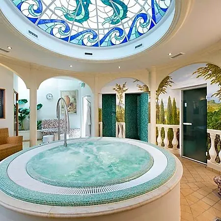 Parkhotel 4*