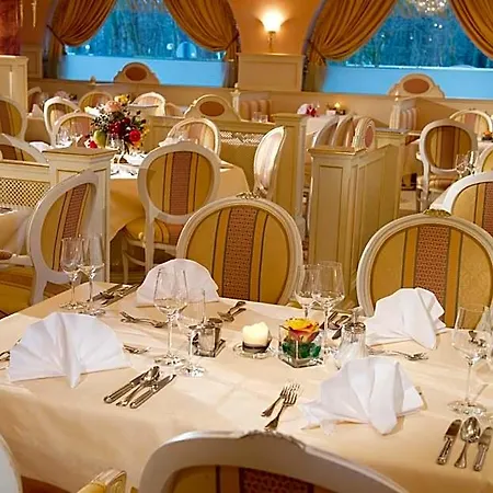Otel Parkhotel 4*