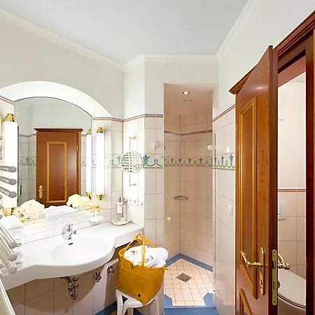Parkhotel Otel 4*